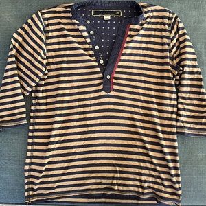 Mens reversible Henley from Diesel. Size small